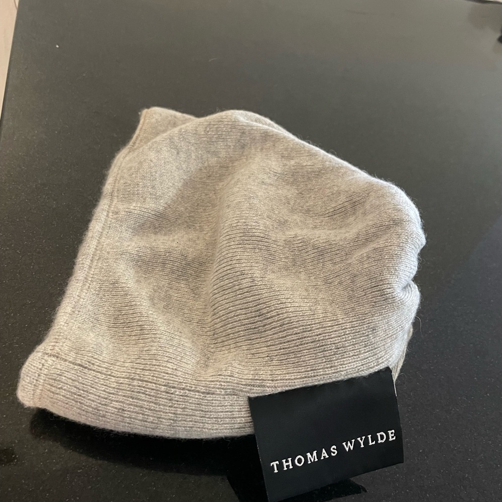Cashmere Beenie